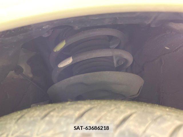 Toyota PRIUS 2018-05 7223748-19