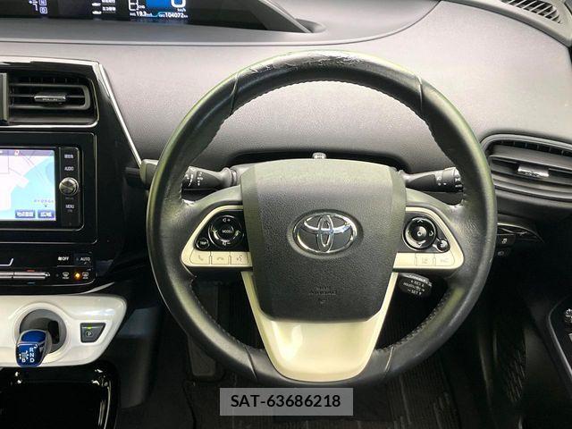 Toyota PRIUS 2018-05 7223748-7