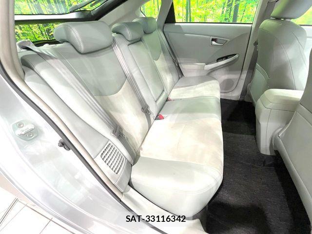 Toyota PRIUS 2013-07 7223663-8