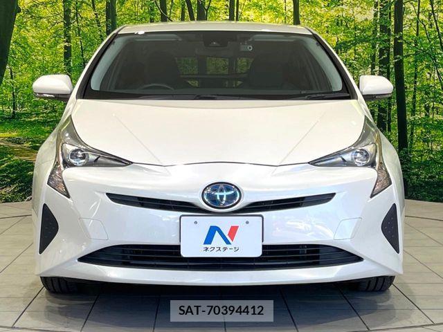 Toyota PRIUS 2018-04 7223744-13