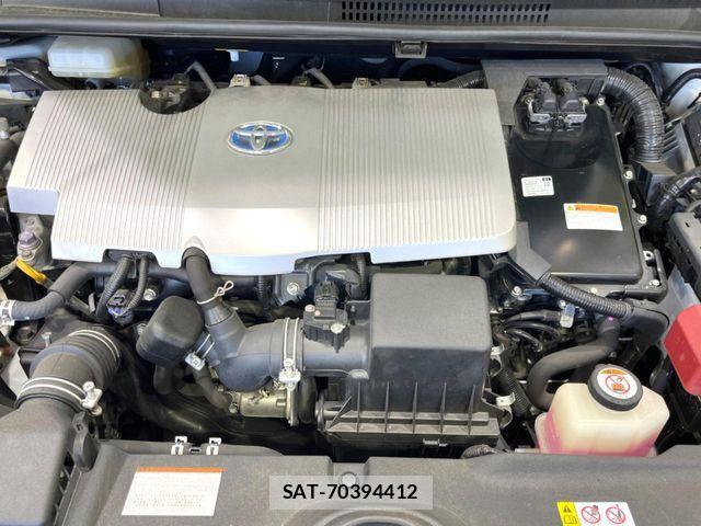 Toyota PRIUS 2018-04 7223744-17