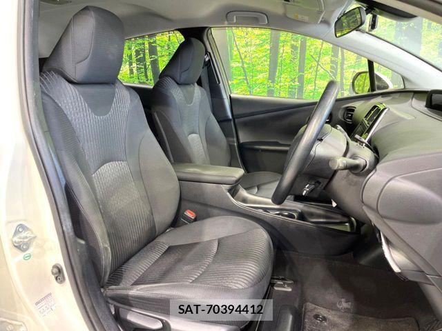 Toyota PRIUS 2018-04 7223744-7