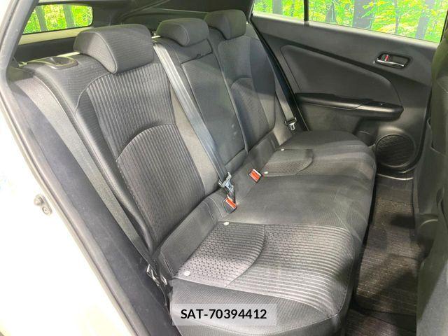 Toyota PRIUS 2018-04 7223744-8