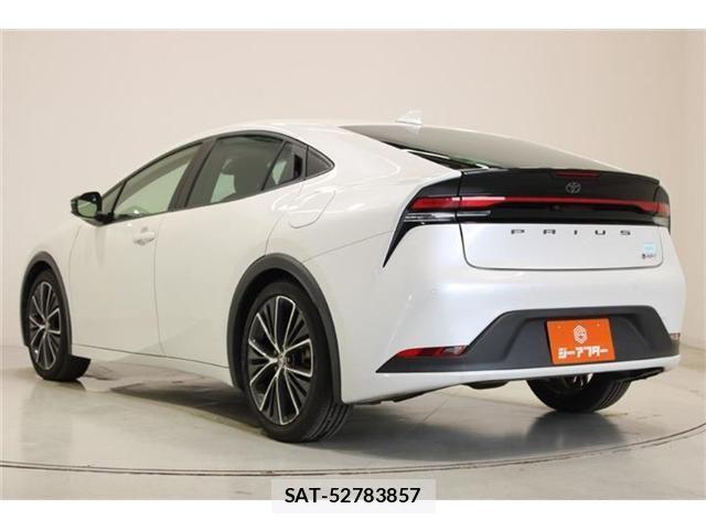 Toyota PRIUS 2023-02 7217082-9