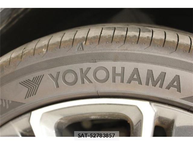 Toyota PRIUS 2023-02 7217082-25
