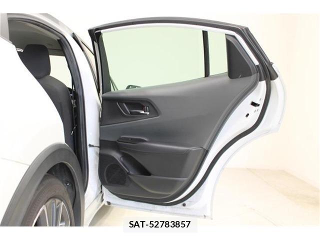 Toyota PRIUS 2023-02 7217082-29