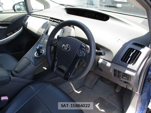 Toyota PRIUS 2010-05 7216730-11