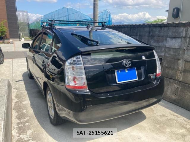 Toyota PRIUS 2009-11 7216637-19