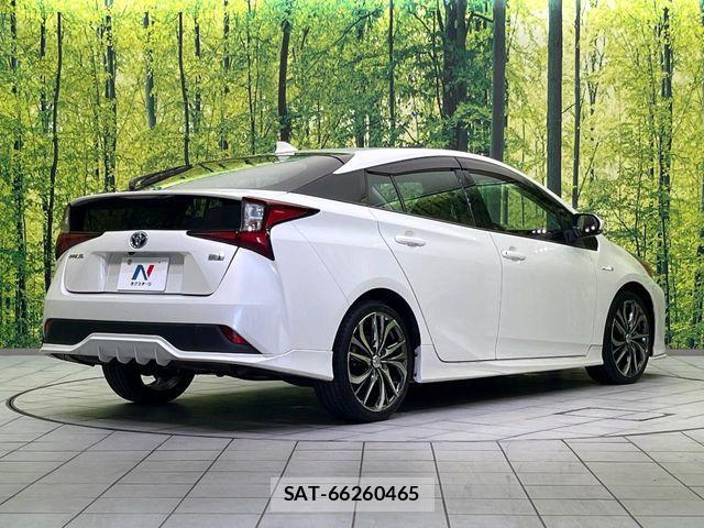 Toyota PRIUS 2019-07 7217372-16