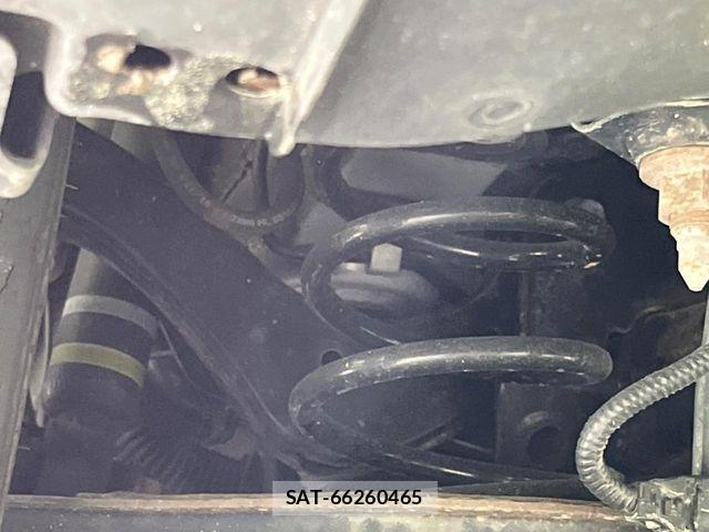 Toyota PRIUS 2019-07 7217372-19