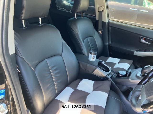 Toyota PRIUS 2013-06 7223660-11