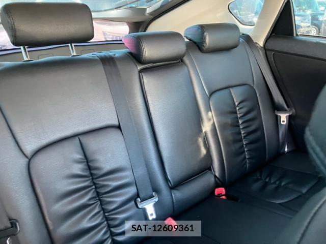 Toyota PRIUS 2013-06 7223660-12