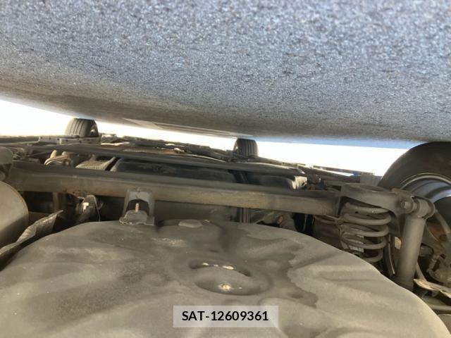 Toyota PRIUS 2013-06 7223660-5