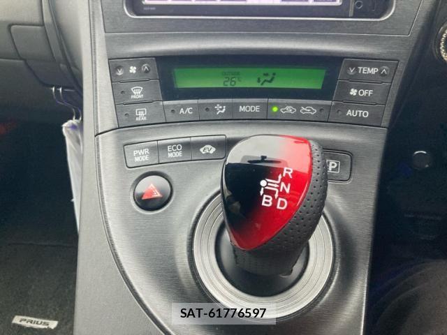 Toyota PRIUS 2010-01 7223623-14