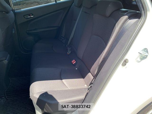 Toyota PRIUS 2019-02 7223755-15