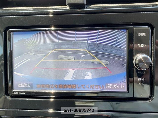 Toyota PRIUS 2019-02 7223755-20