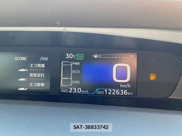 Toyota PRIUS 2019-02 7223755-29