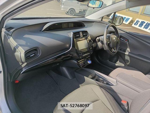 Toyota PRIUS 2021-04 7223785-7