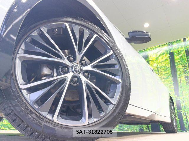Toyota PRIUS 2023-02 7215438-12