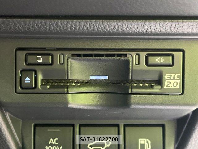 Toyota PRIUS 2023-02 7215438-6
