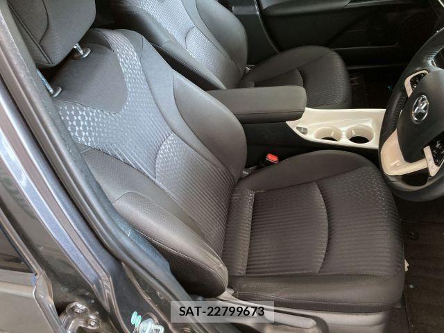 Toyota PRIUS 2017-05 7223720-10