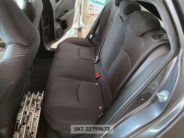 Toyota PRIUS 2017-05 7223720-13