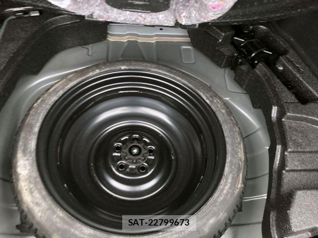 Toyota PRIUS 2017-05 7223720-15