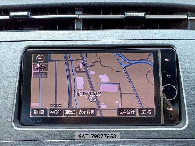 Toyota PRIUS 2013-06 7223659-16