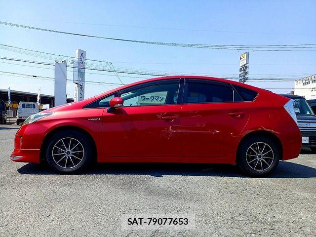 Toyota PRIUS 2013-06 7223659-4