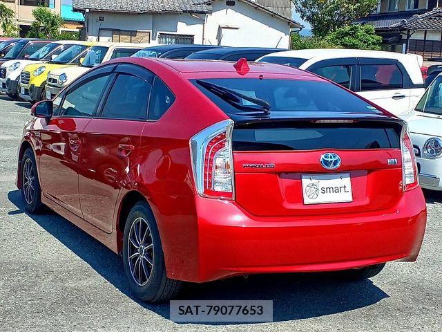 Toyota PRIUS 2013-06 7223659-8