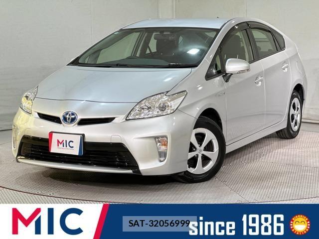 Toyota PRIUS 2014-05 7223679-0