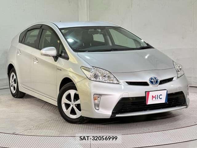 Toyota PRIUS 2014-05 7223679-1