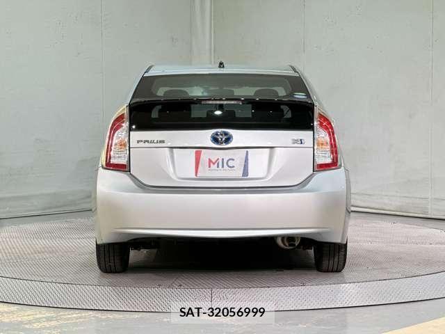 Toyota PRIUS 2014-05 7223679-5
