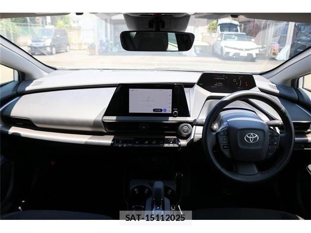 Toyota PRIUS 2023-02 7223802-16