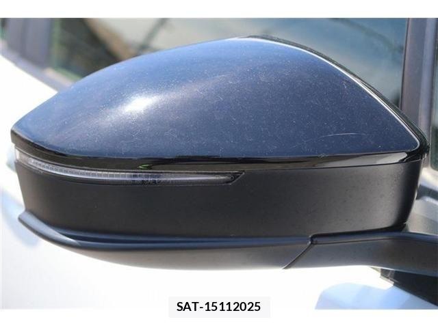 Toyota PRIUS 2023-02 7223802-27