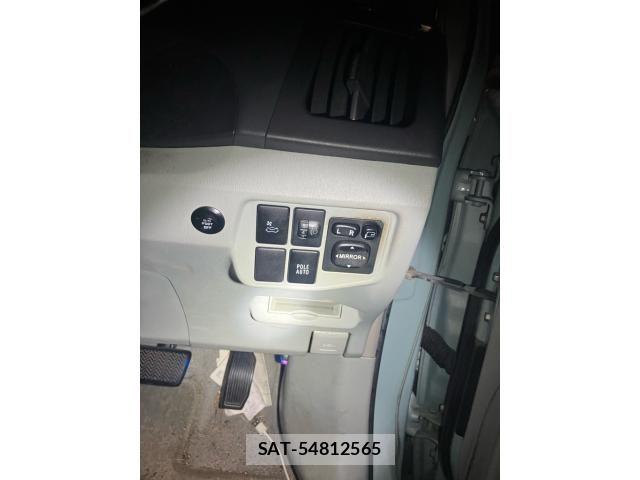 Toyota PRIUS 2009-05 7223603-13