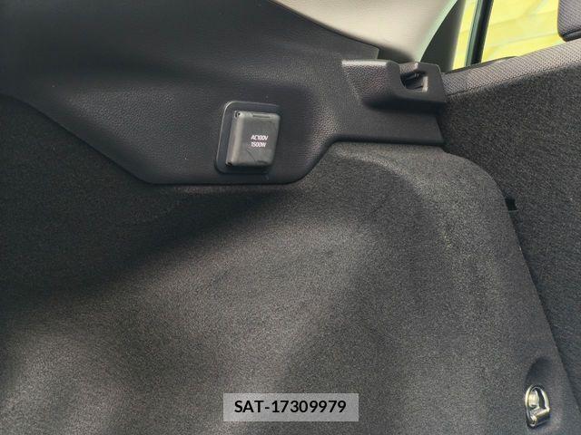 Toyota PRIUS 2023-12 7223829-18