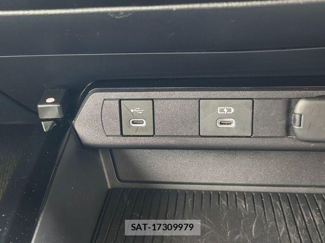 Toyota PRIUS 2023-12 7223829-19