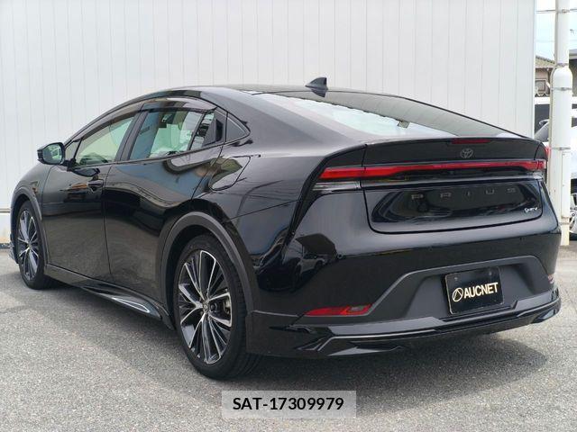 Toyota PRIUS 2023-12 7223829-2