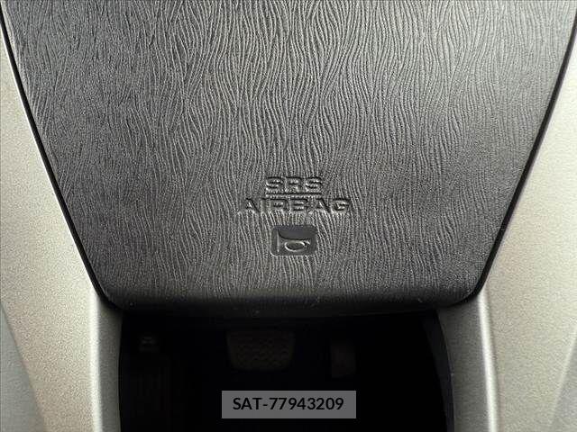 Toyota PRIUS 2013-11 7223671-25