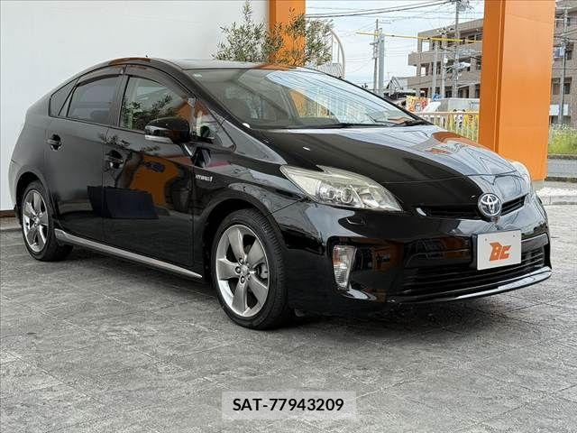 Toyota PRIUS 2013-11 7223671-7