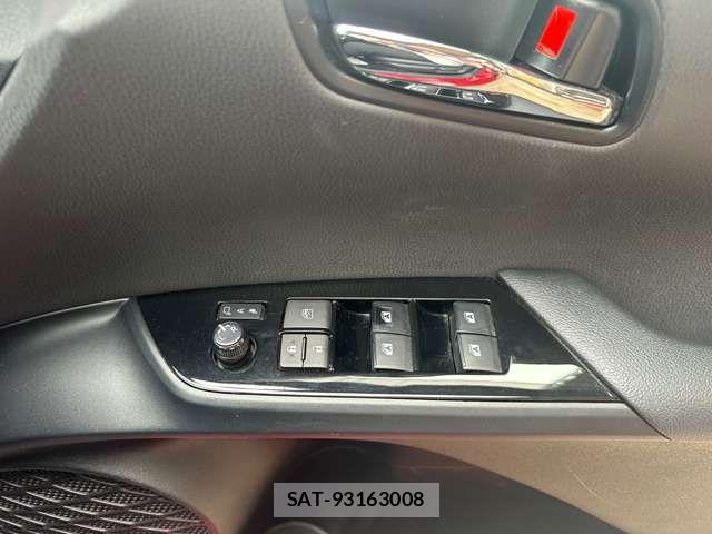 Toyota PRIUS 2017-05 7217934-11