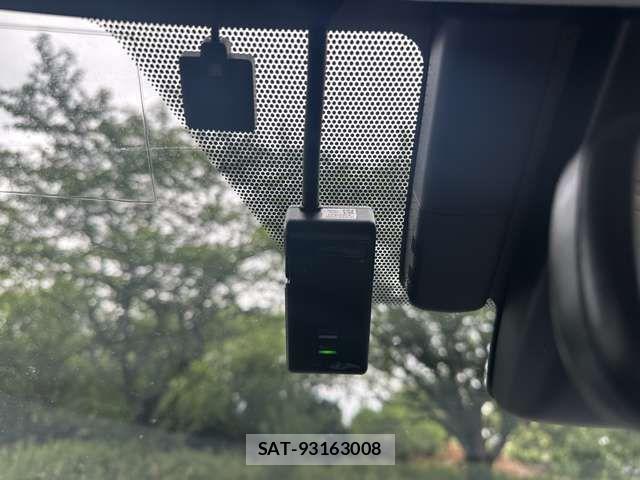 Toyota PRIUS 2017-05 7217934-13