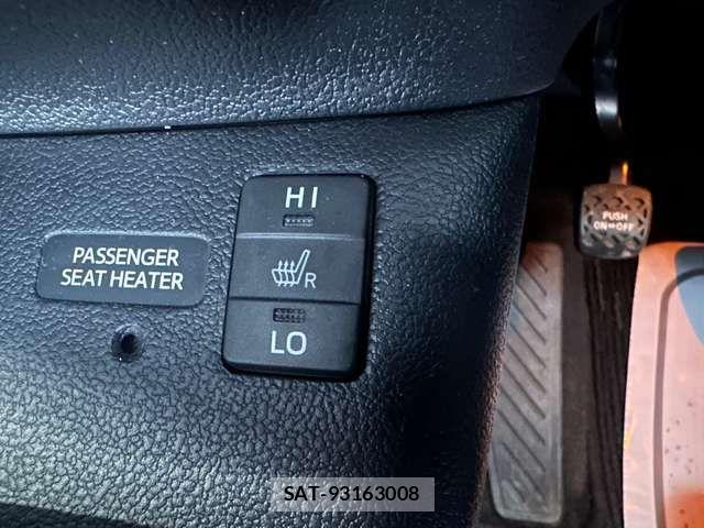 Toyota PRIUS 2017-05 7217934-14