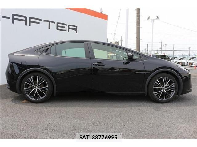 Toyota PRIUS 2023-02 7223799-8