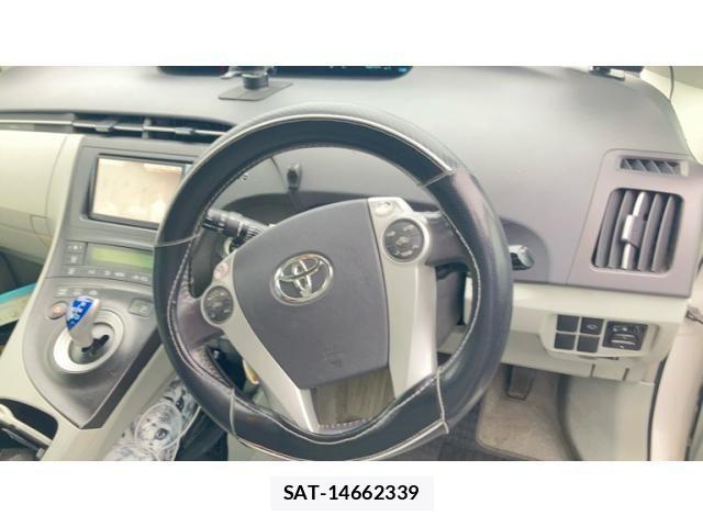 Toyota PRIUS 2011-07 7223639-12