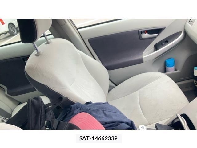 Toyota PRIUS 2011-07 7223639-17