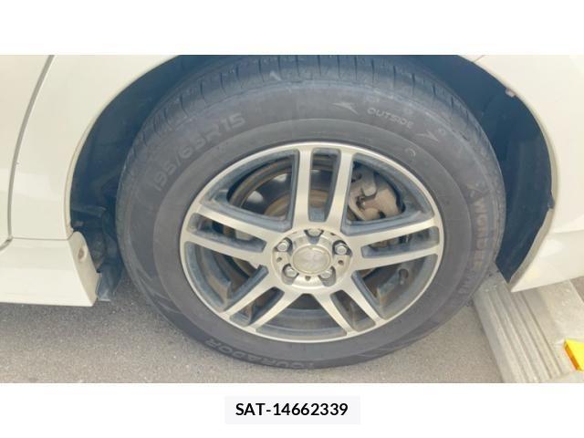 Toyota PRIUS 2011-07 7223639-4
