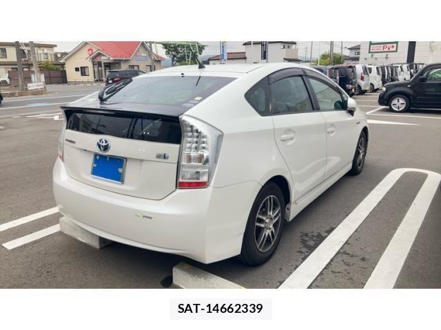 Toyota PRIUS 2011-07 7223639-6