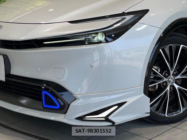 Toyota PRIUS 2024-02 7223839-11